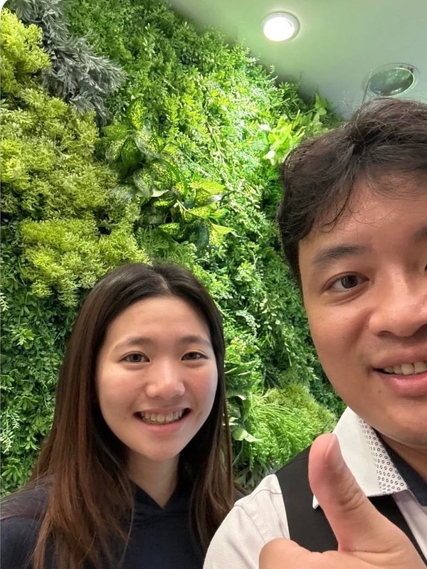 患者與王醫師矯正合照