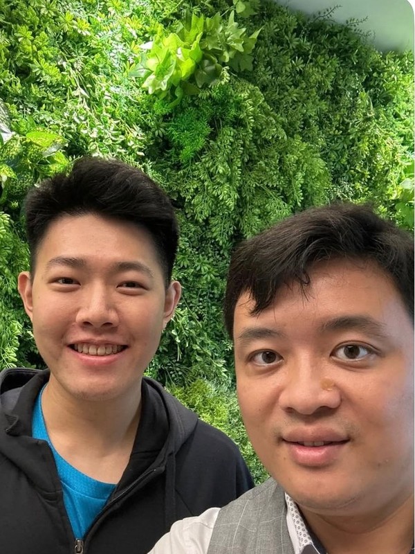 患者與王醫師矯正合照