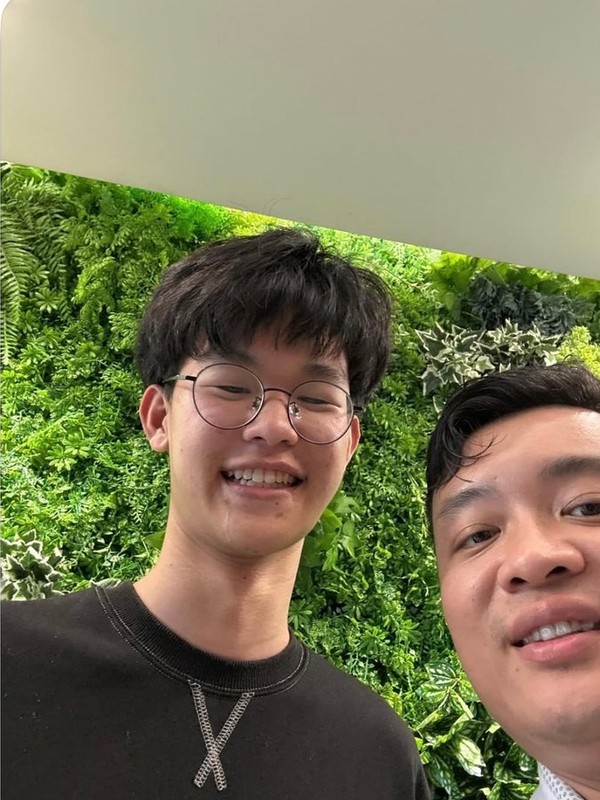 患者與王醫師矯正合照