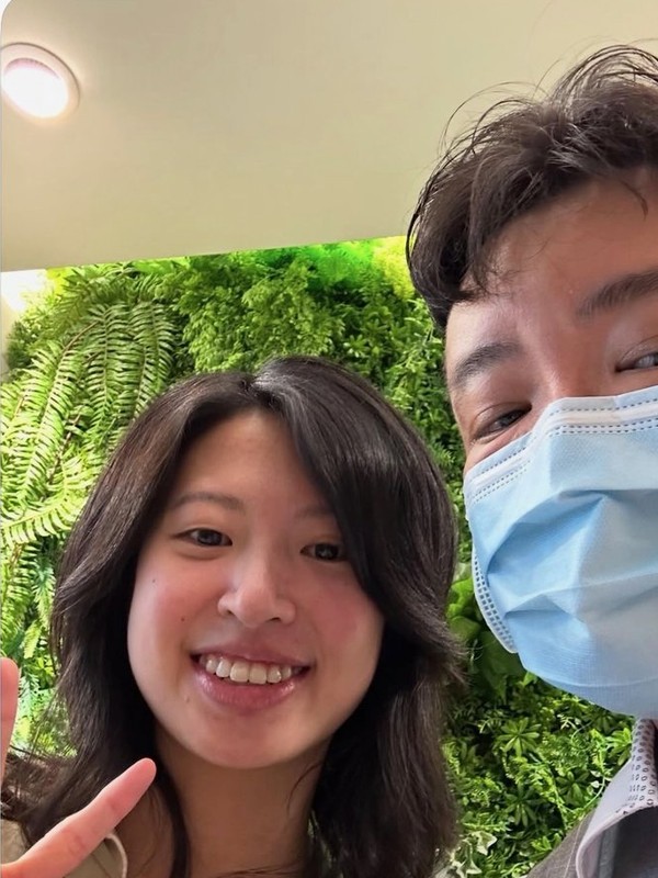患者與王醫師矯正合照