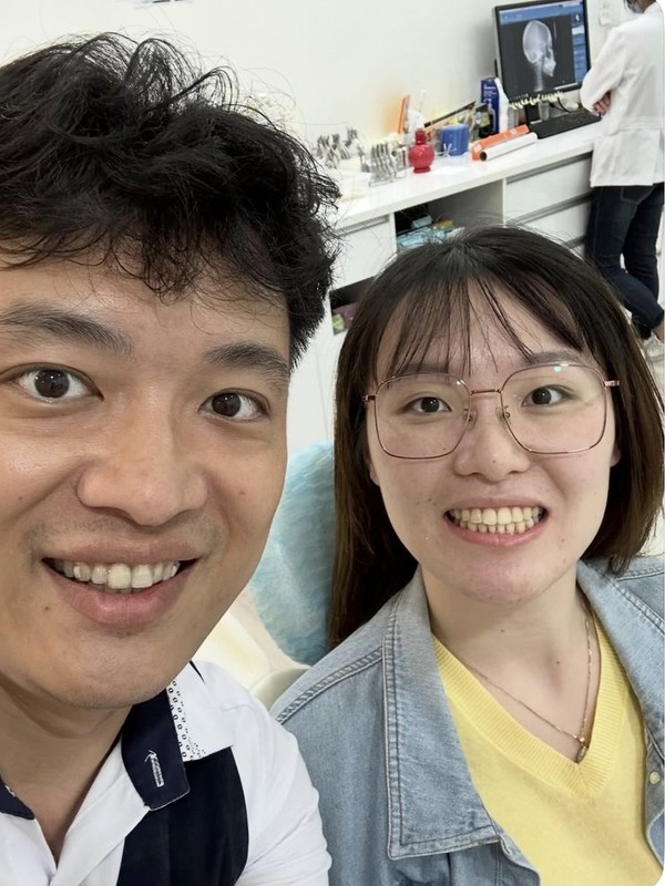 患者與王醫師矯正合照