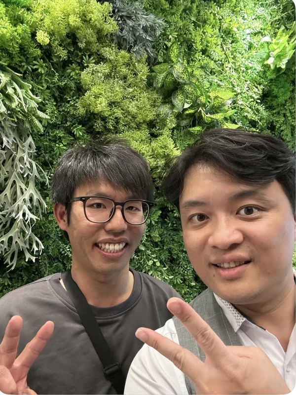 患者與王醫師矯正合照